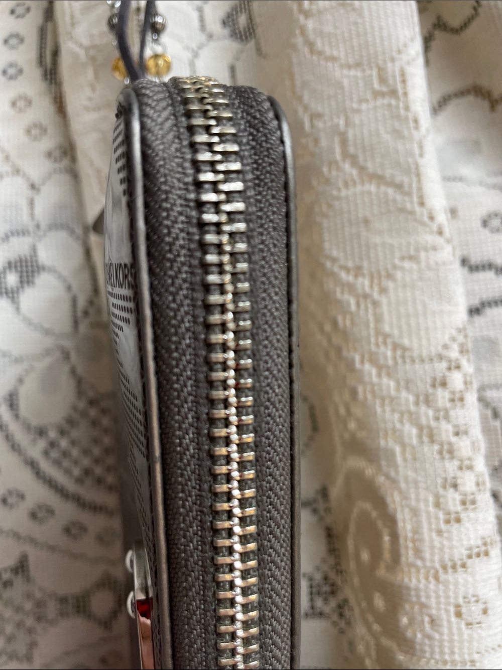 Michael Kors Jet Set Wallet with Wristlet - Picture 5 of 11